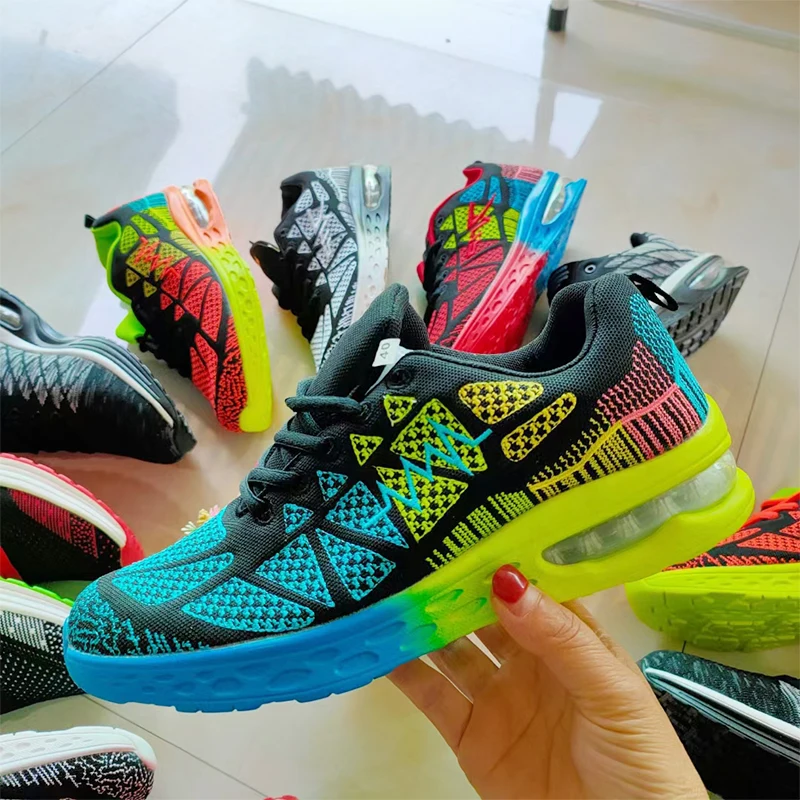  New fashion Fly knit sports shoes men sneakers With Running Casual Sports Men used