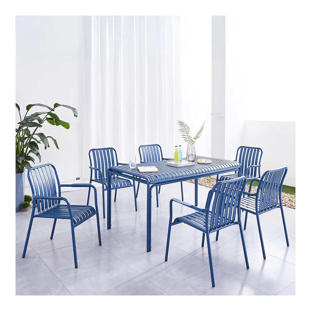 Nordic Metal Outdoor Cafe Table and Chair Combination Bistro Table Chairs for Garden or Restaurant