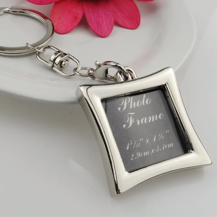 Factory outlet Different shape custom metal picture frame promotional sublimation luxury keychain
