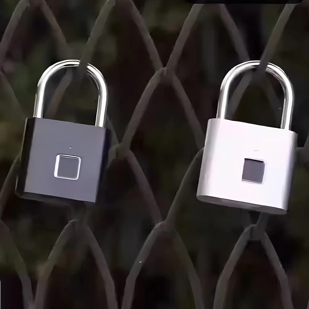 Electronic Fingerprint Padlock Waterproof Ip54 Keyless with Bluetooth App Biometric Luggage Lock Tuya Smart Lock Fingerprint