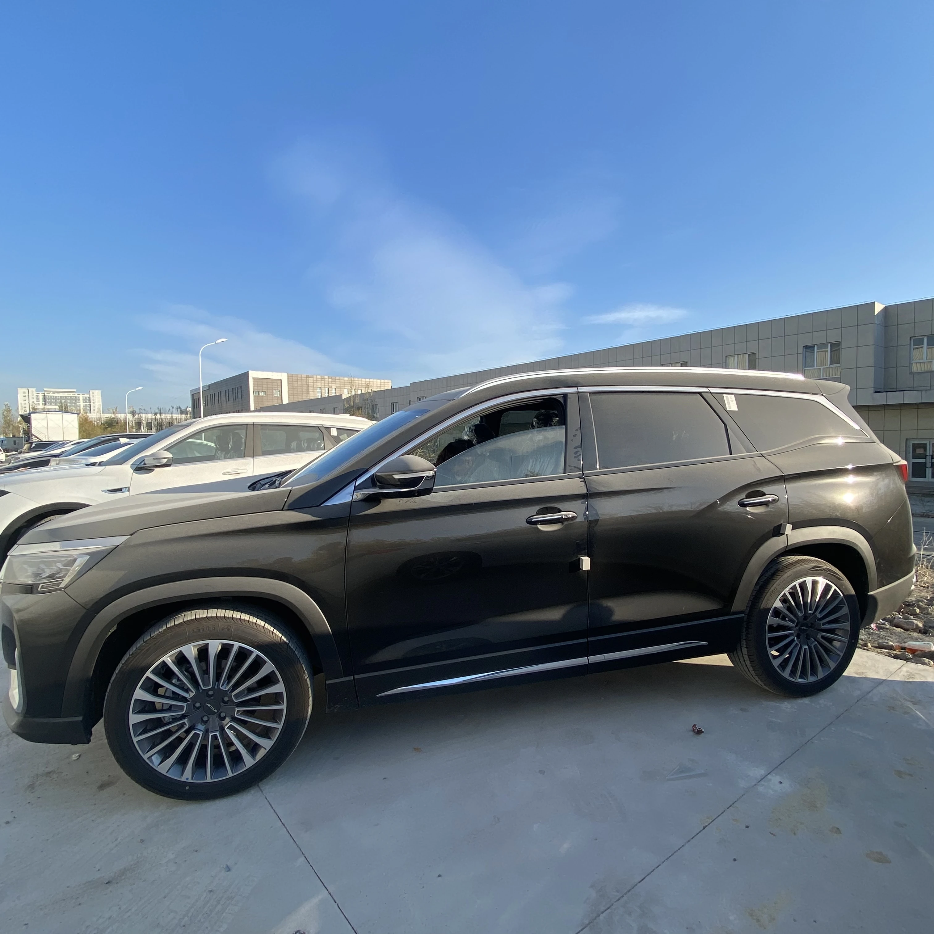 Лидер продаж новый бензиновый автомобиль Jetour X90 Plus Stock Car по хорошей цене