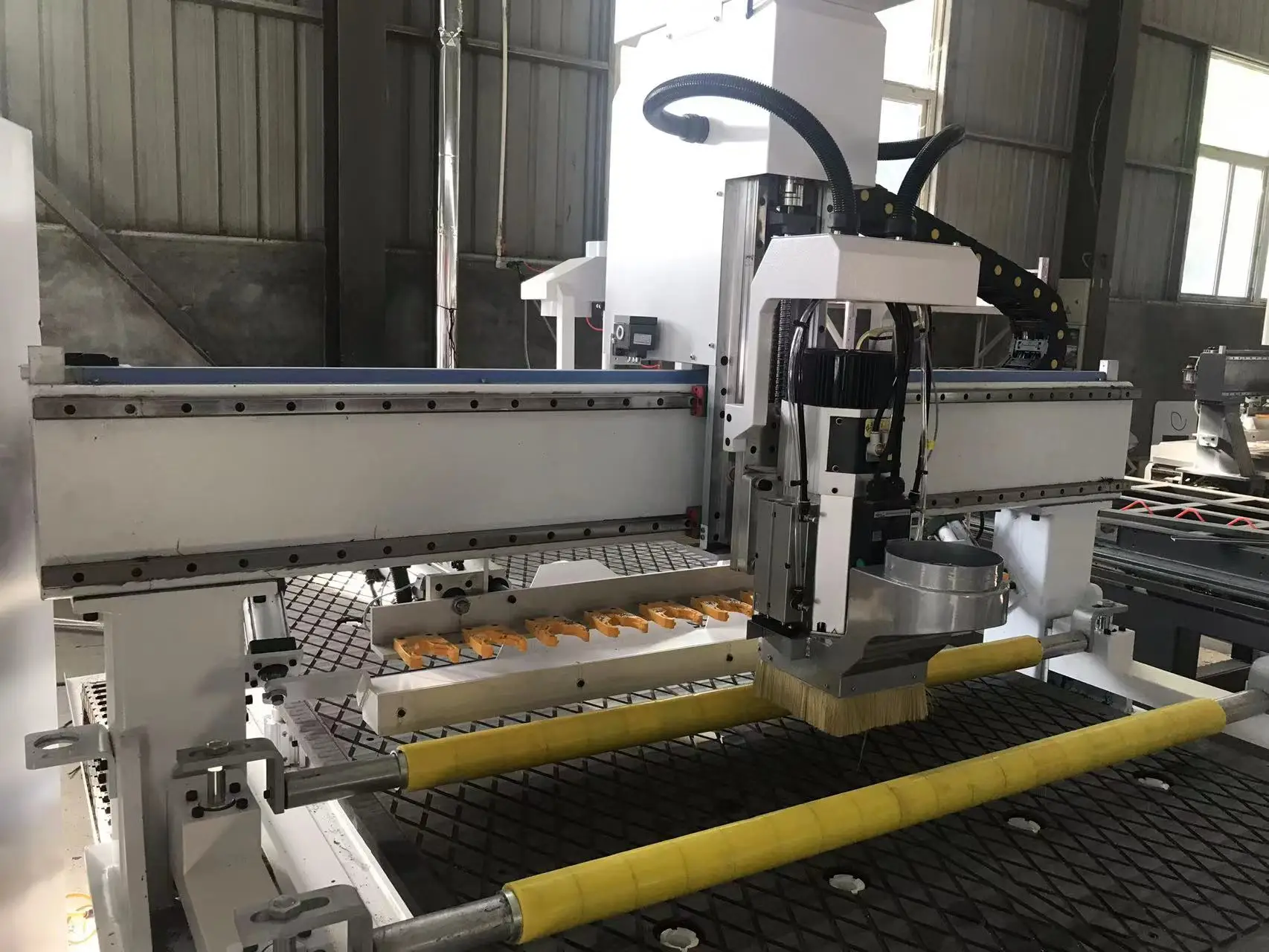 3 Axis 1325 working size wood cnc router machine for wood carpentry tools and equipment