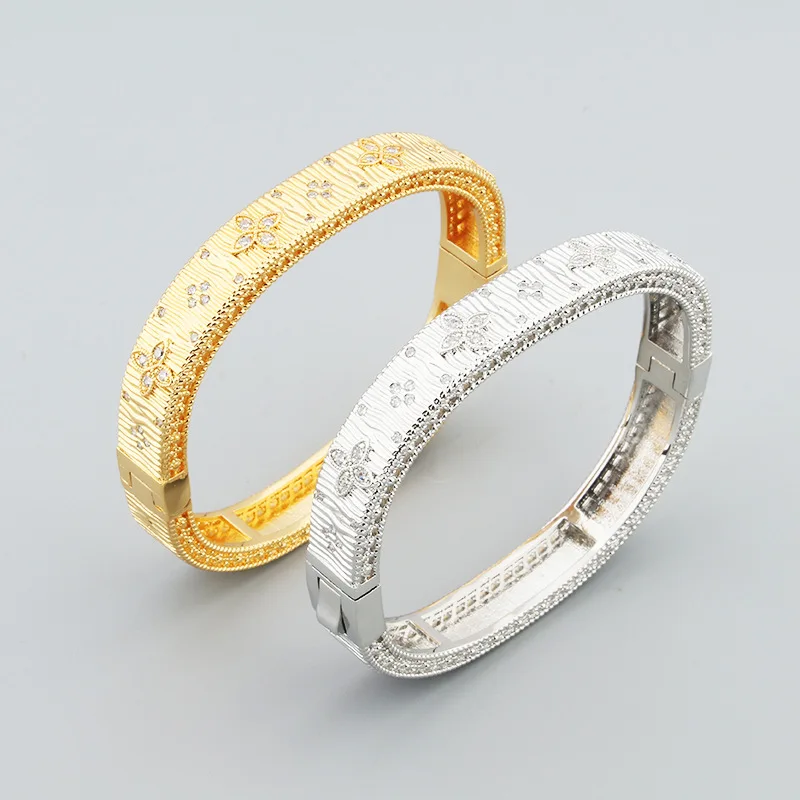 Italian brushed craft bracelet retro elegant hollowed gold bracelet for women