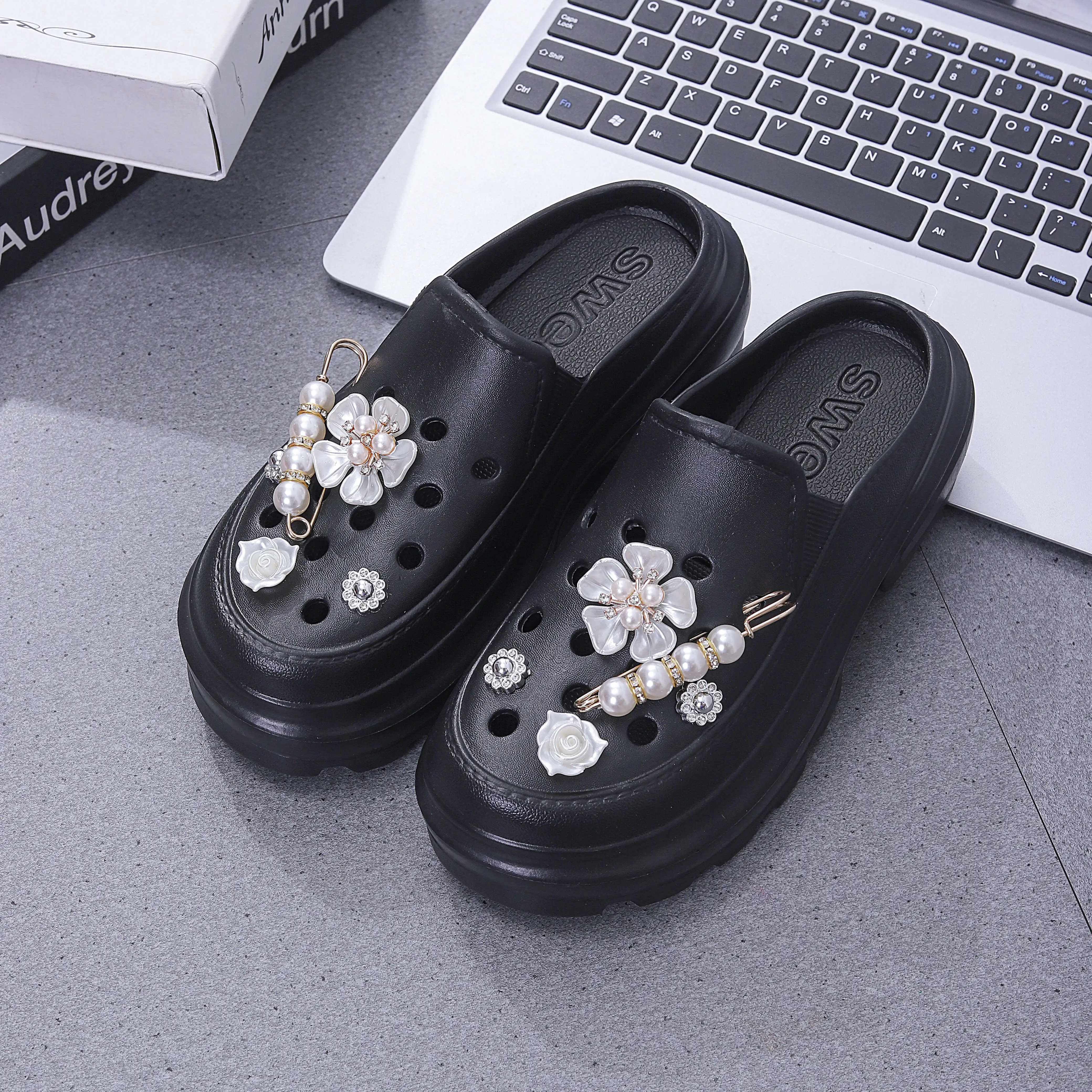 High Quality Cartoon Shoes Multicolor Eva Clogs Mule Platform For Women