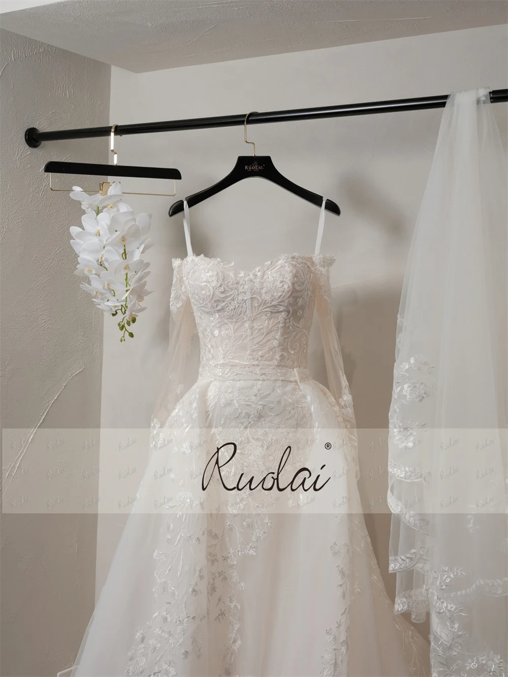 Ruolai QW02058 Off Shoulder Long Sleeves Detachable Train Lace Elegant Changing Dresses for Brides