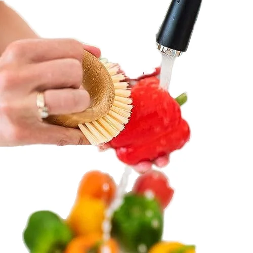 Кухонная щетка для фруктов и овощей