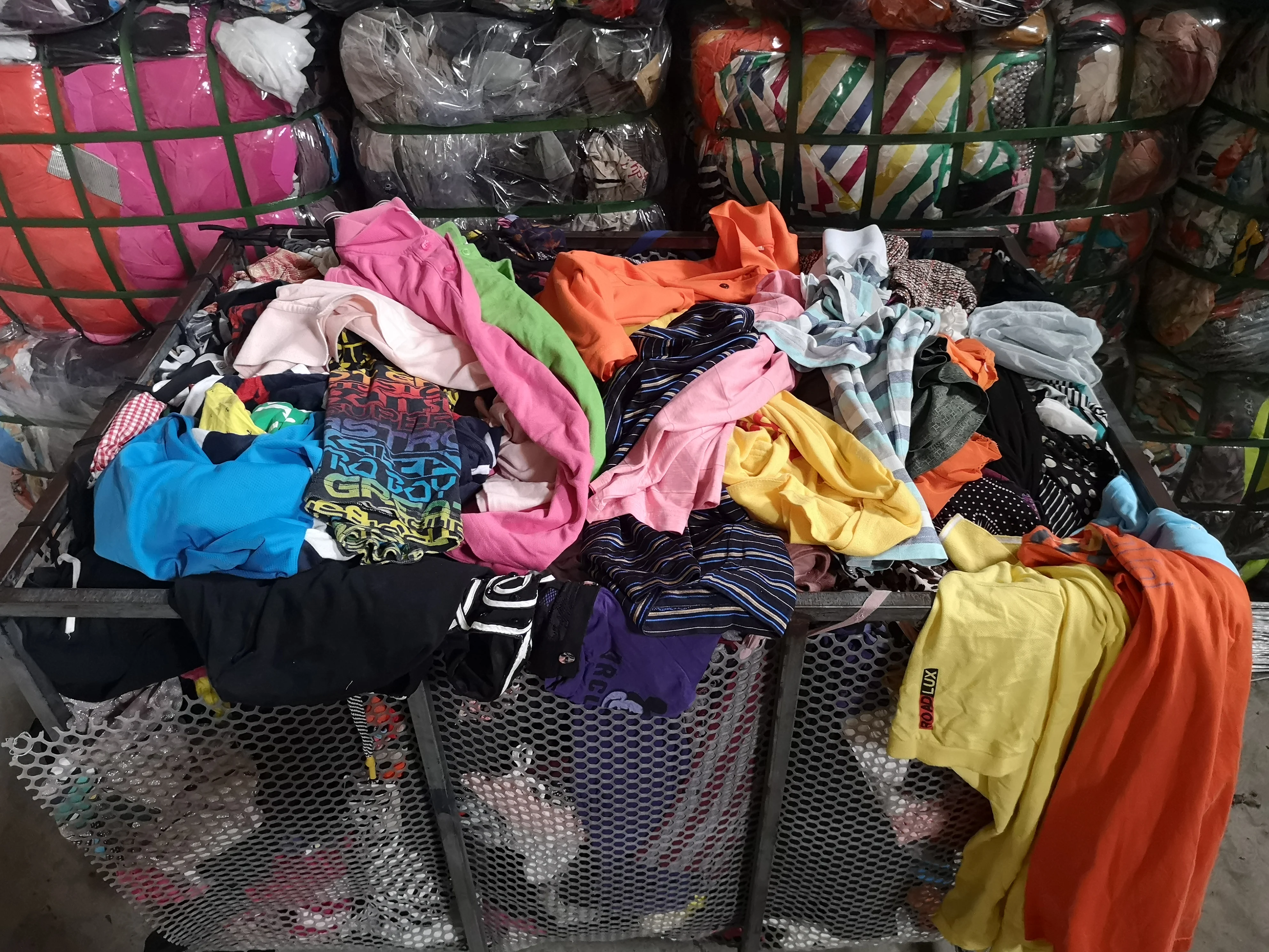 us uk  used clothing neat secocnd hand clothes