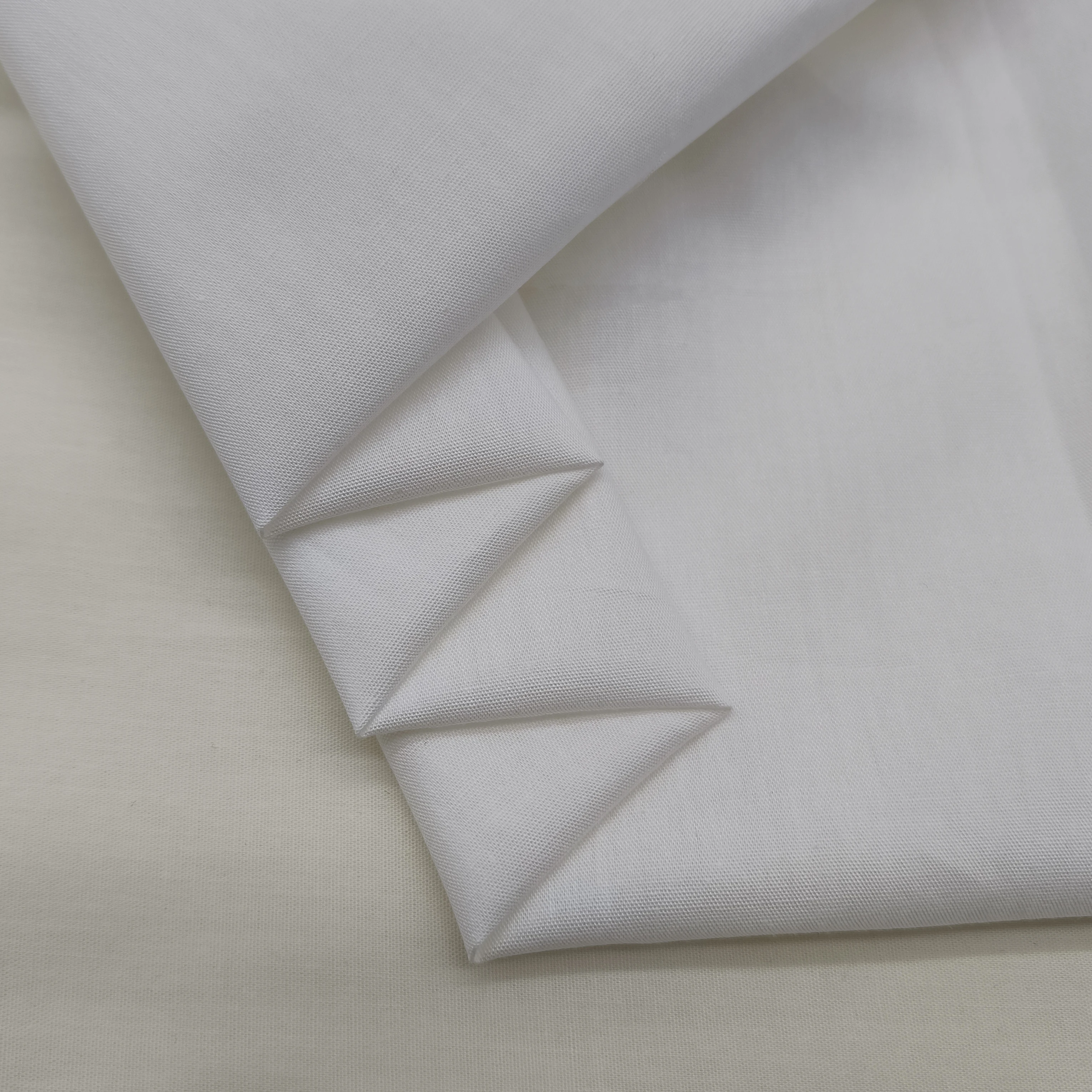 Small MOQ fast delivery combed cotton poplin fabric with stone washed for gabardine