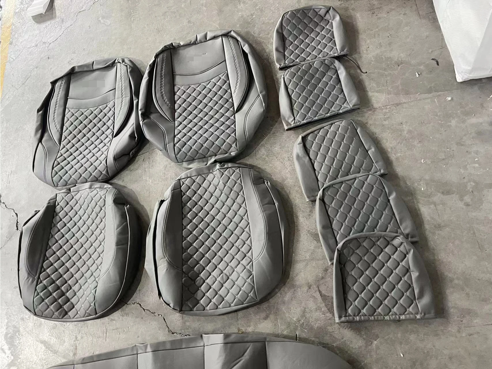 Wellfit Designer Factory Hot-Selling High Quality Universal  Water proof PVC Leather Decoration Car Seat Cover in Full Set