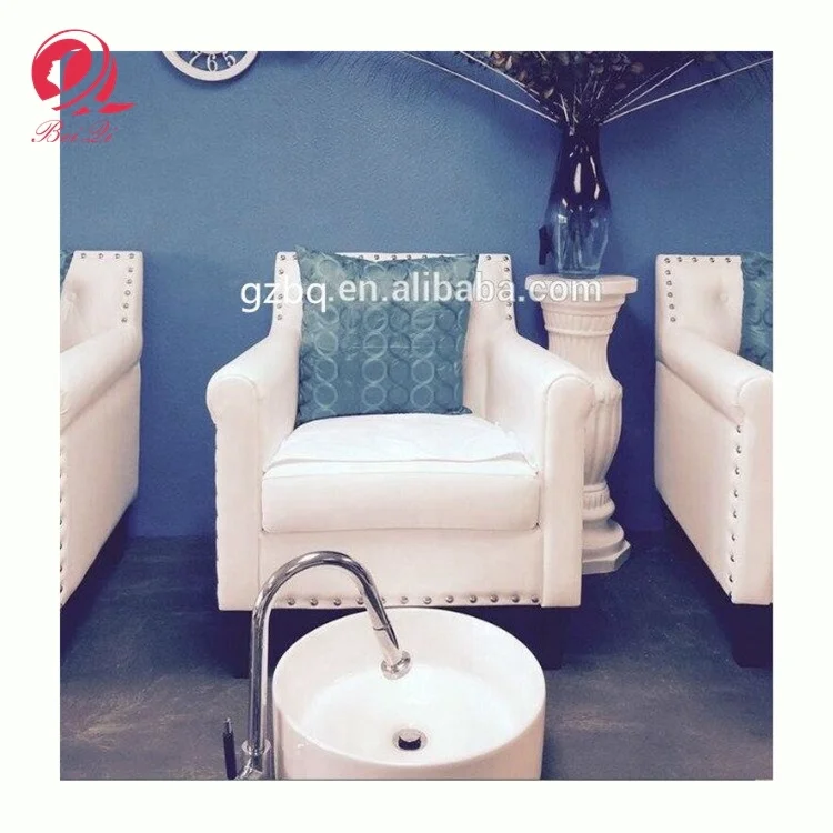 2019 China Hot selling pink salon furniture fashionable pedicure chair massage pink queen chair luxury wedding king