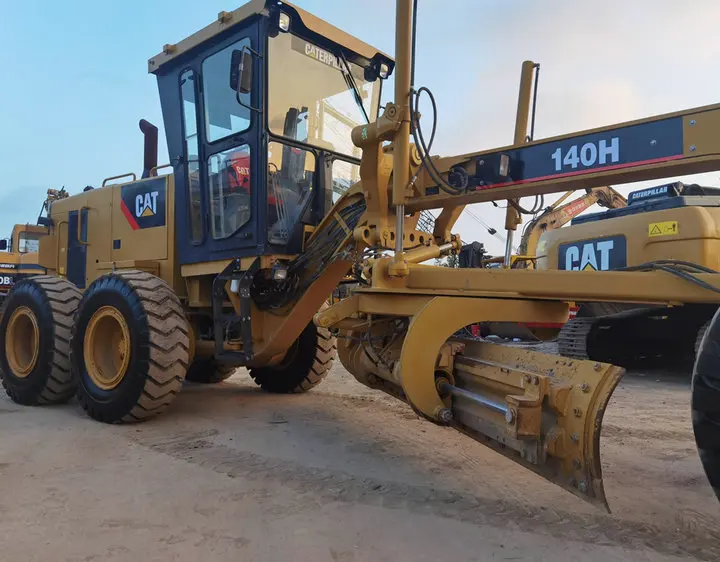 buy used grader cat140k Caterpillar cat140H Grader Smooth and strong  cat140 Grader  on hot sell in shanghai
