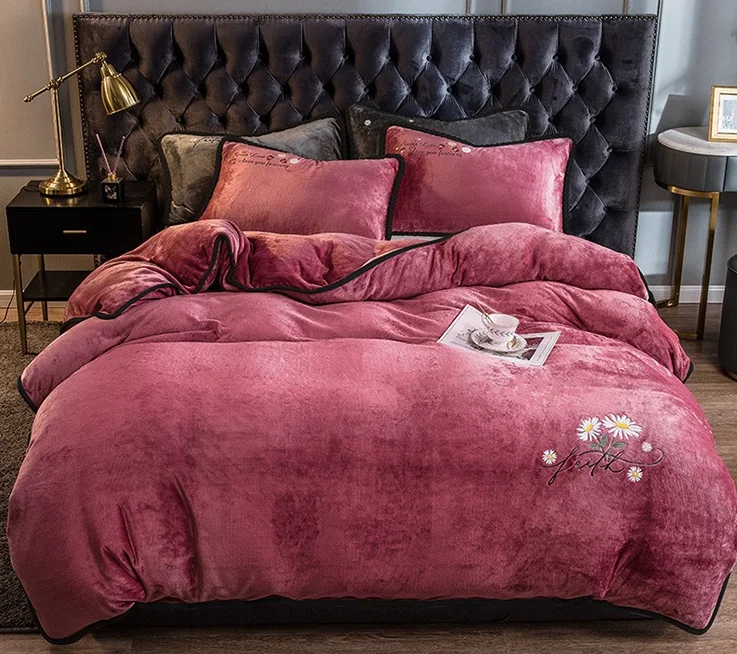 Зимнее двухстороннее бархатное утолщенное Фланелевое покрывало из кораллового бархата пододеяльник из четырех предметов с молочным бархатным покрытием