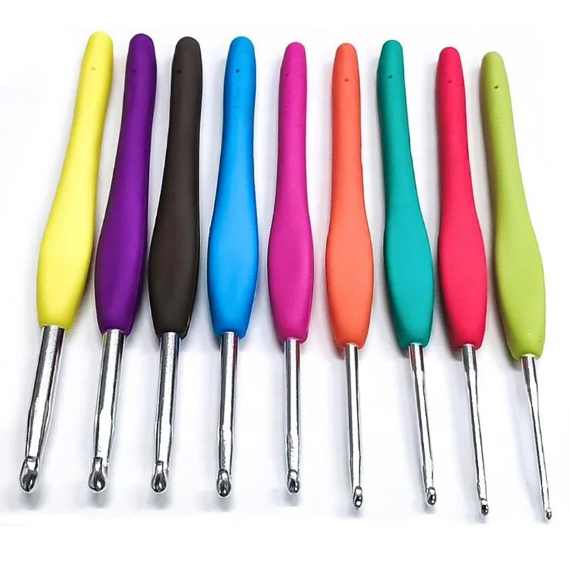 
Fashion Multicolor Aluminum Hook Silicon Handle Crochet Knitting Needles Kit 