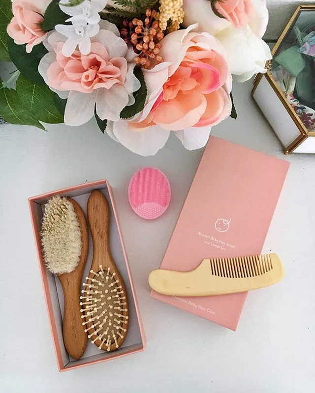 Professional free sample approved baby hair wooden brush baby comb and brush set