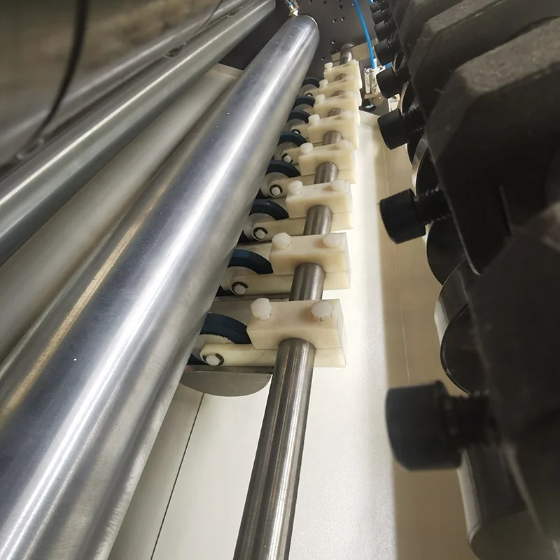 Manual thermal paper slitting rewinder machine with auto core loader