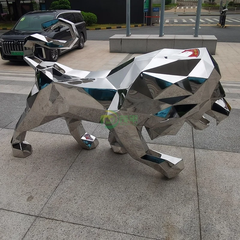 OEM ODM Outdoor Garden Small Geometry Lion Stainless Steel Sculpture Lion Statue