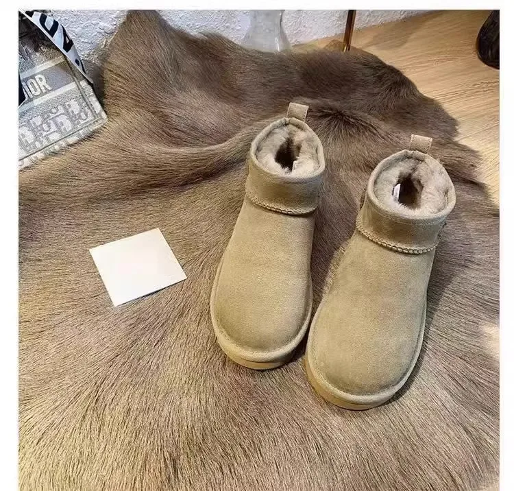 Custom Winter Real Leather Warm Sheepskin Fur Woman Boots Shoes Thick Soles Long Boots For Girls Plush Winter Outdoor Shoes