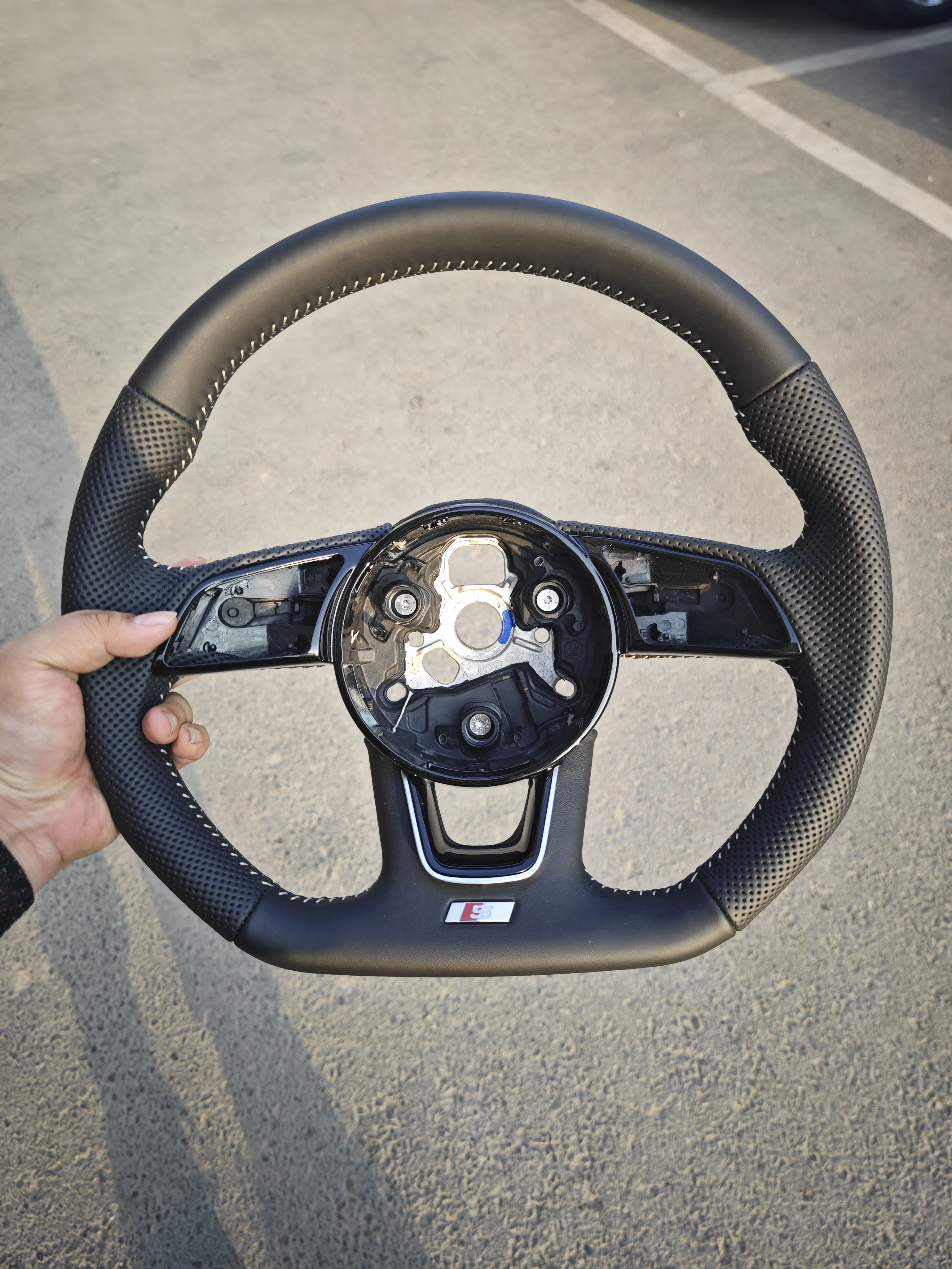 R8 Стиль Push Start Stop Drive Кнопка выбора рулевого колеса для Audi A3 S3 A4 B9 S4 A5 S5 A6 S6 A7 A8 Q3 Q5 Q7
