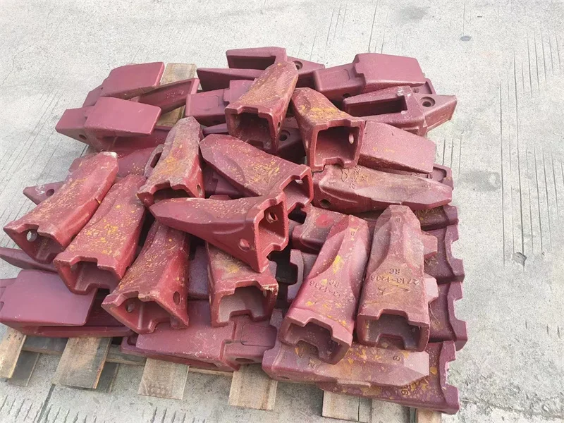 Hot Sale Ground Engaging Tool Excavator Bucket Teeth Tooth for Liugong 913 915E 922 933 939 942 950