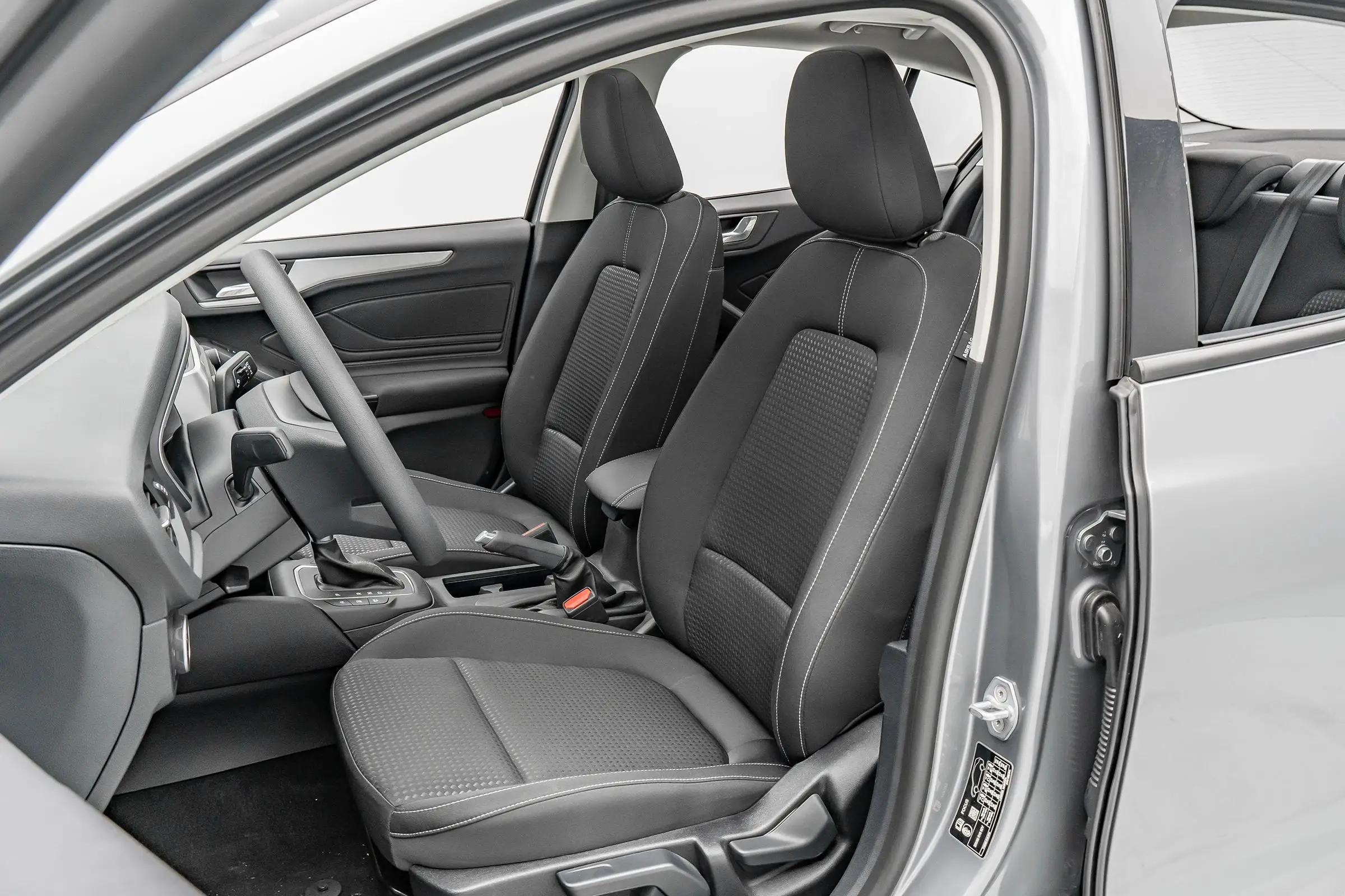 2023 New Style Fo rd Focus 4-door 5-seat Compact Car Gasoline Vehicle new cars left cheap gas four wheelers in china for Ford