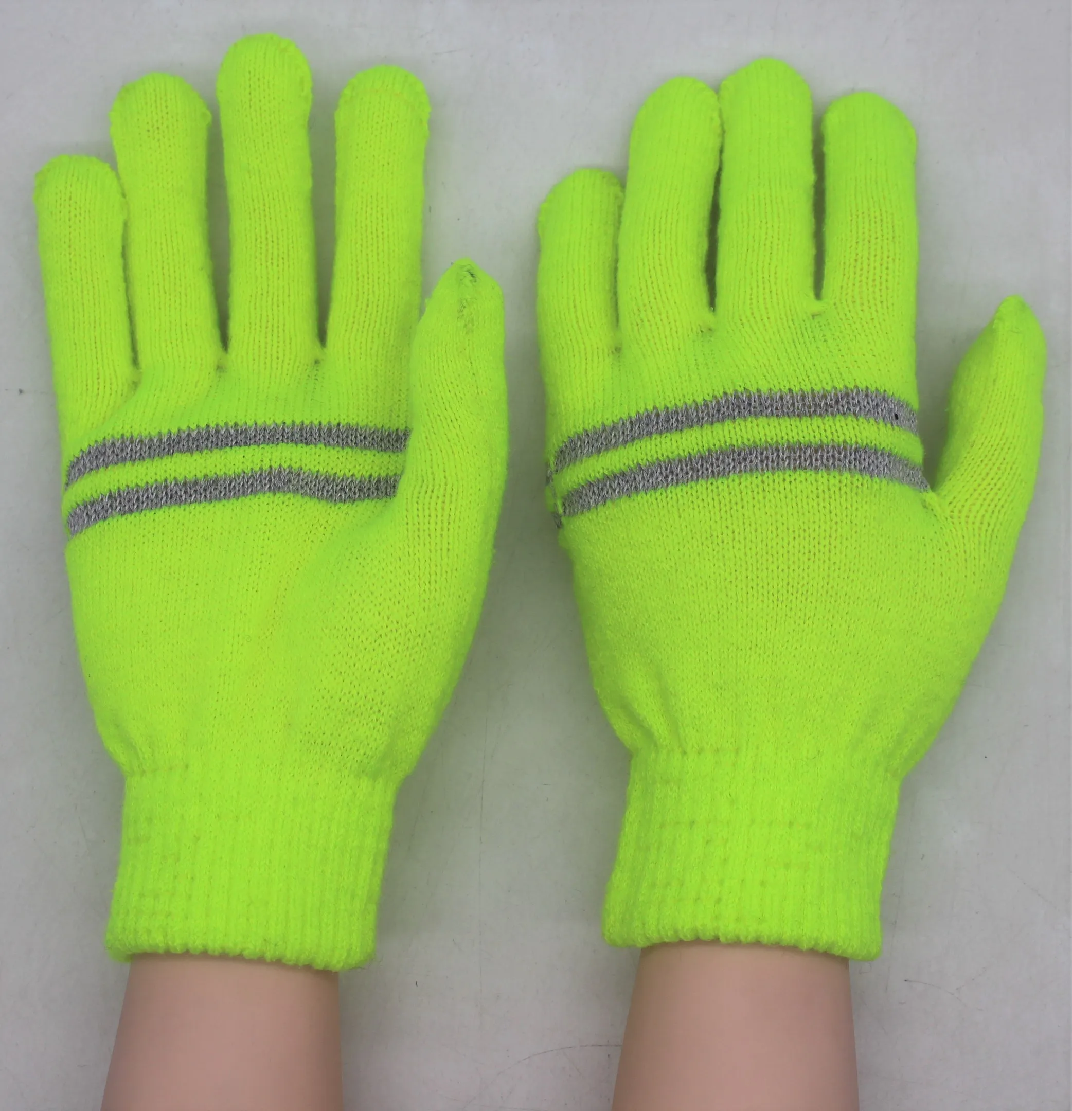 Winter Knit Acrylic Gloves Bright Color Reflective Yarn Gloves