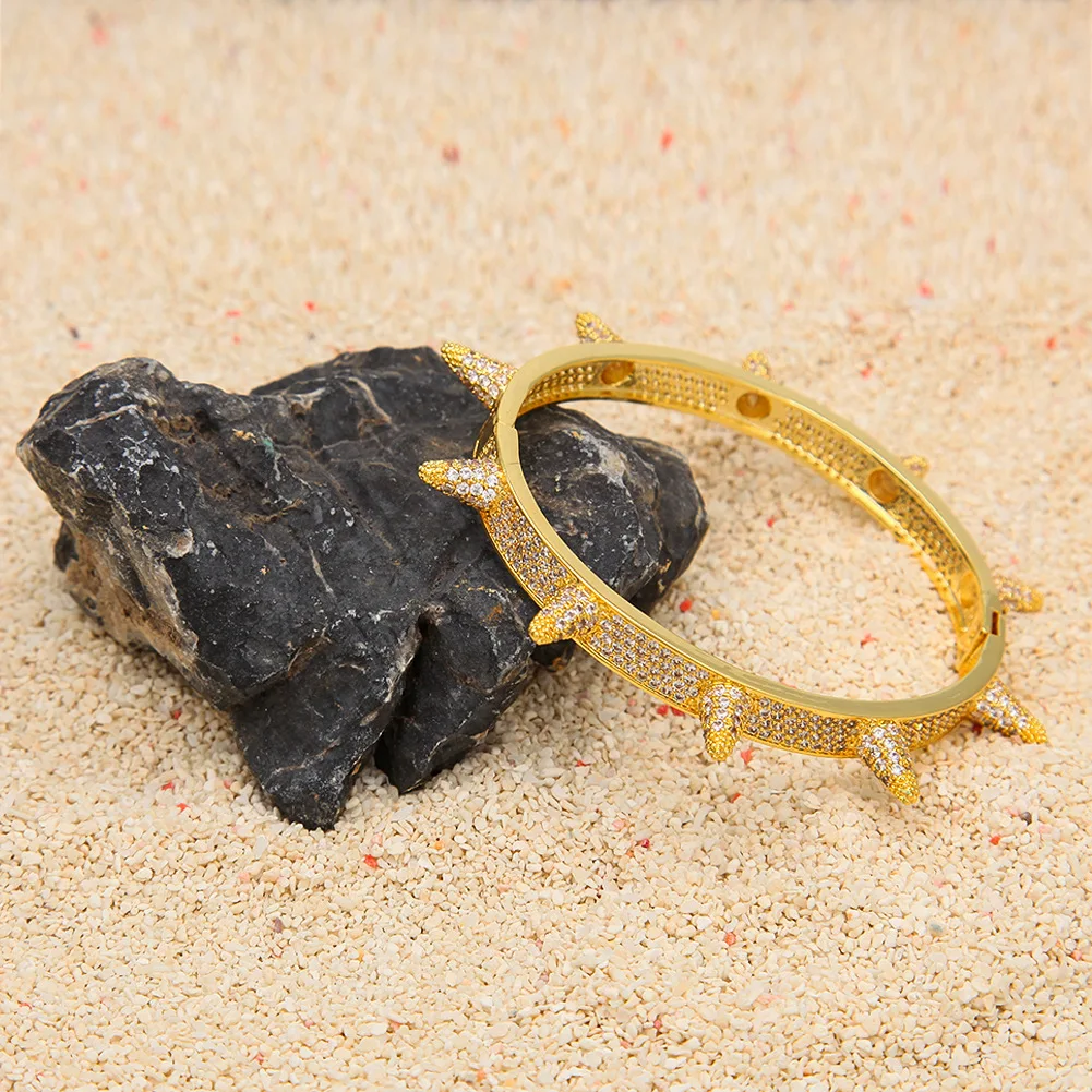 new design fashion hot sell retro punk rivet style luxury friendship stone bracelets