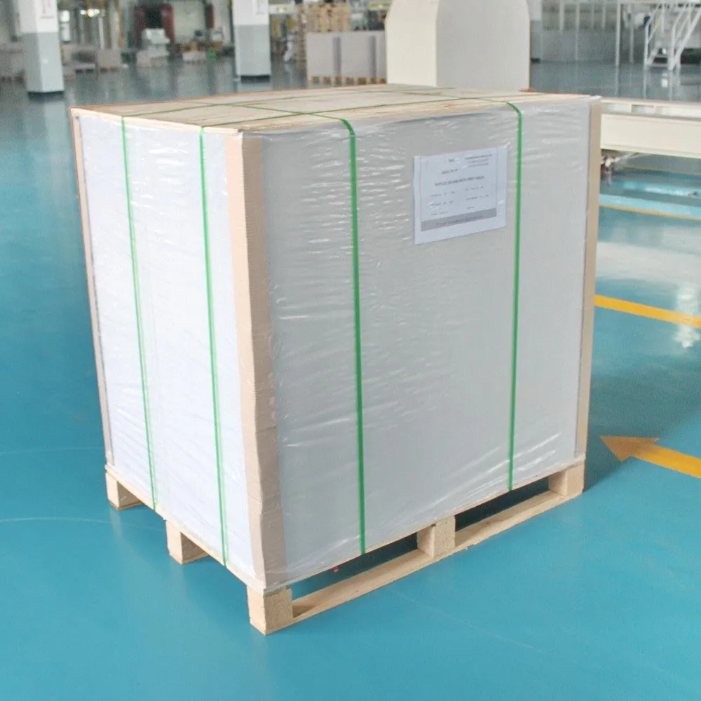 White Office A4 size copy paper 70gsm