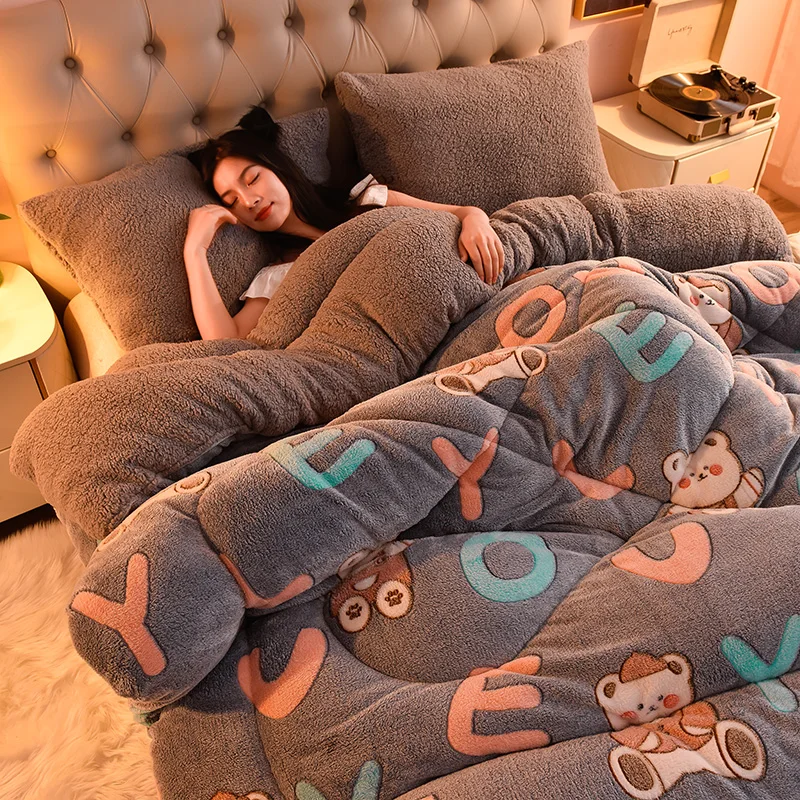 Thickened Warm Lamb Fleece Quilt Soft Polyester Fiber Quilt Size Can be Customized Bedding Set bed cover luxury bed sheets