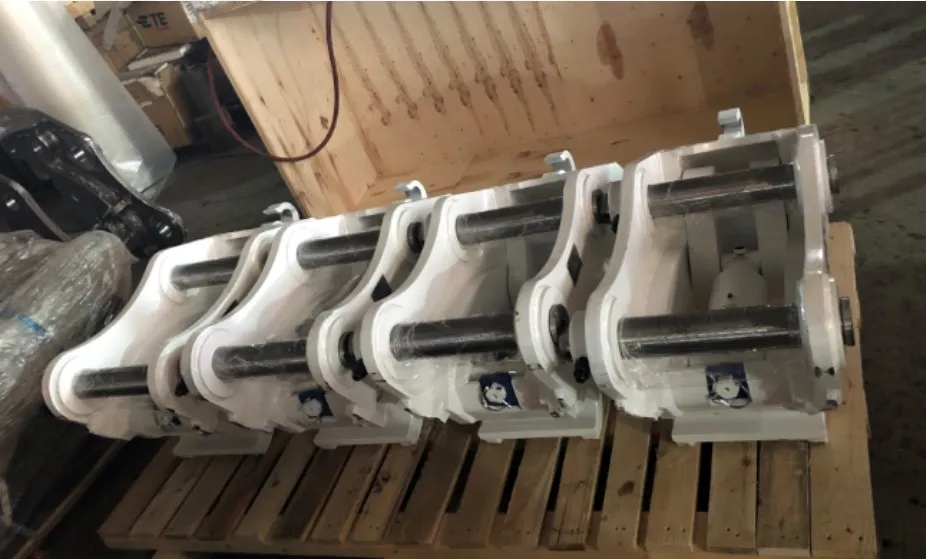 Safety and Environmental Hydraulic Quick Hitch Coupler for Excavator