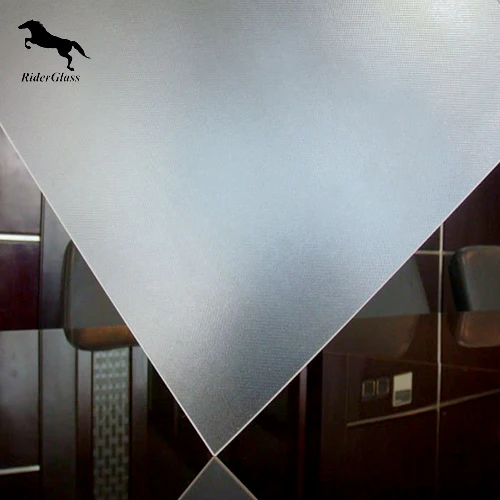 3.2/4mm EN12150 & SPF Low Iron Tempered Glass for Solar Panel