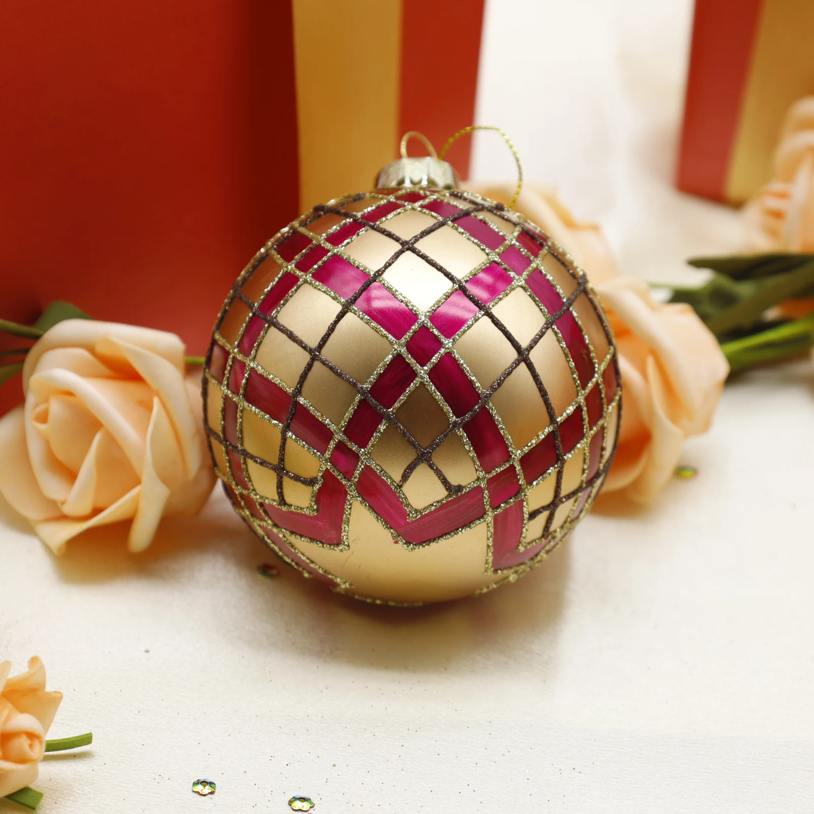 New design Home Decoration 8*8*8 cm Glass ball ornaments Crsfts for Christmas Festival Gift