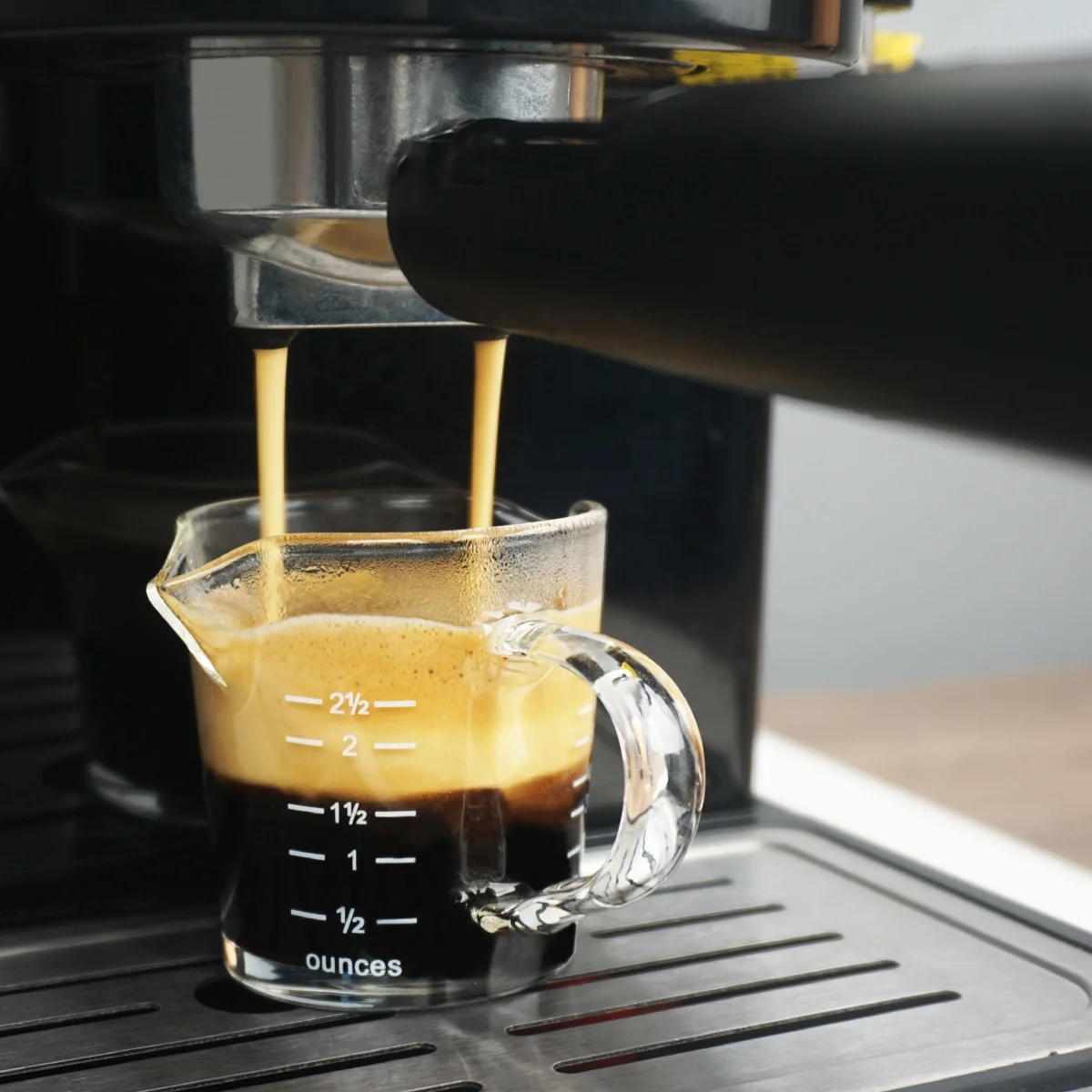 BCnmviku 70ML/2.4oz Double Spout Measuring Cup Kitchens Utensils Multi-Purpose Kitchenware For Coffee Baking Dishwasher Safe