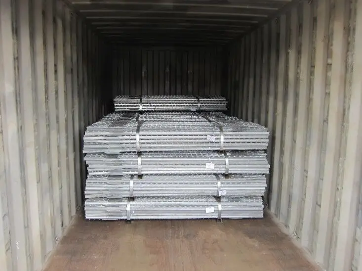 Cheap fence post wholesale 7 ft green 1.33 lb T bar post with clips