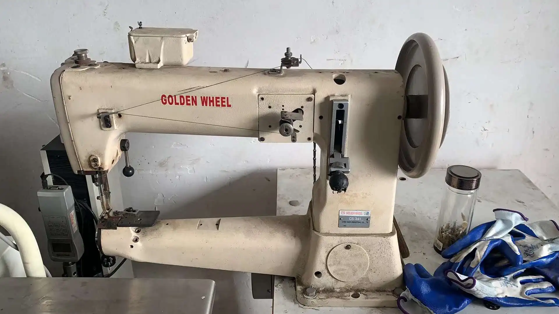 441 TYPE COMPREHENSIVE  FEEDING UPPER AND LOWER FEED EXTRA-THICK MATERIALS SEWING MACHINE CAR SEAT SEWING MACHINE