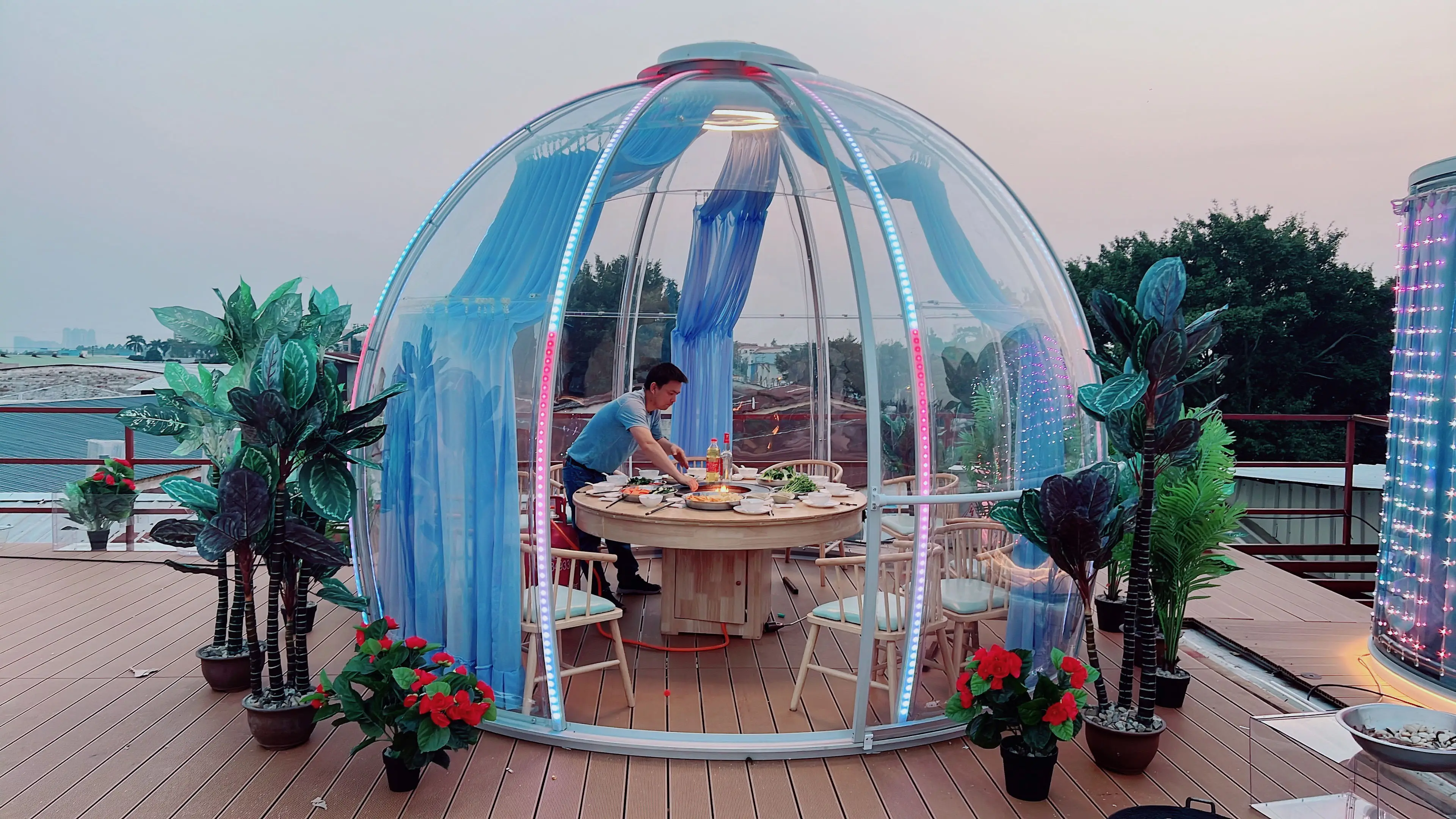 4 Diameter Outdoor Restaurant Transparent Polycarbonate Clear Igloo Glass Geodesic Star Tent  Garden Camping Tent For Sale