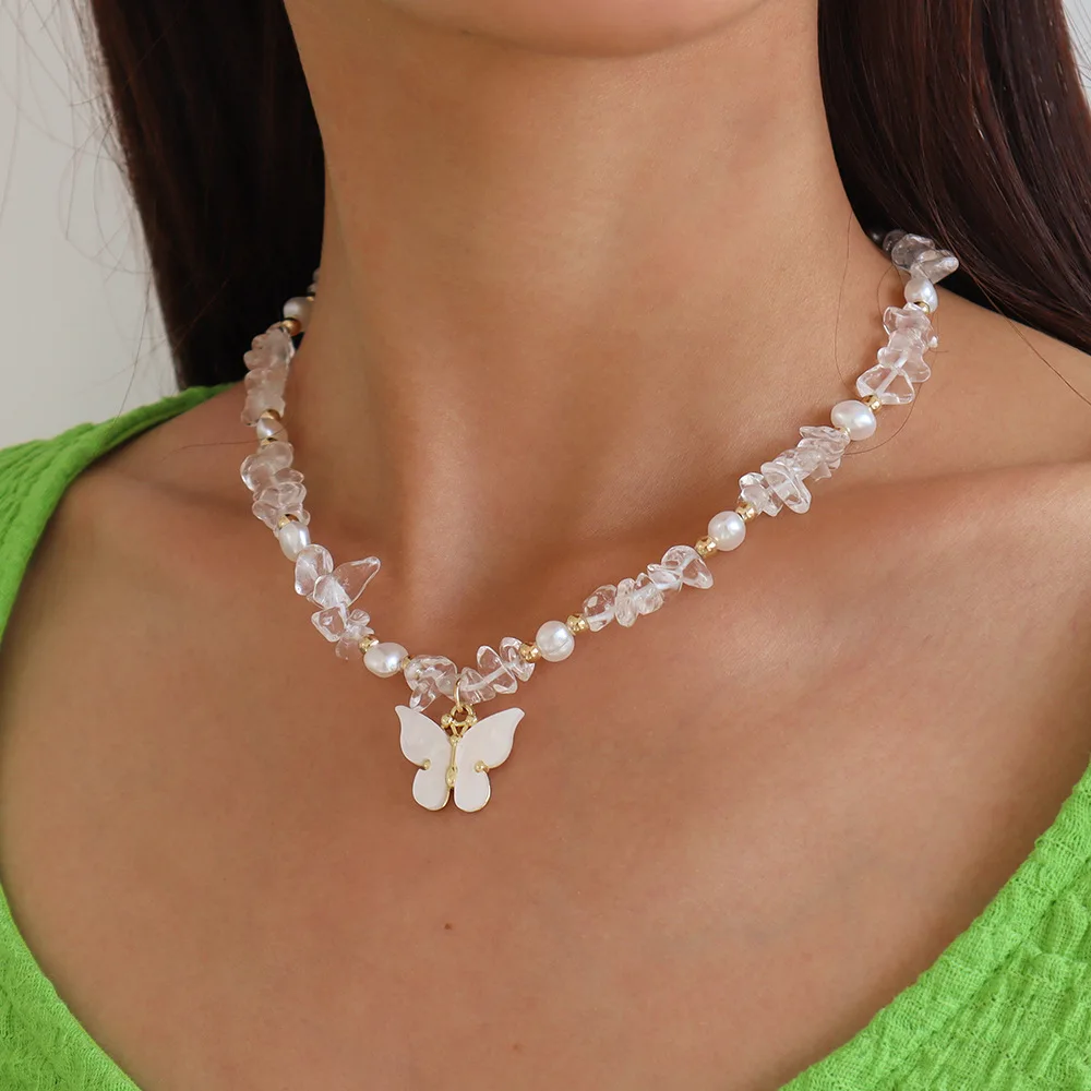 Fashion Natural Gemstone Beaded Choker Baroque Pearl Natural Pink Blue Crystal With Acrylic Butterfly Pendent Necklace