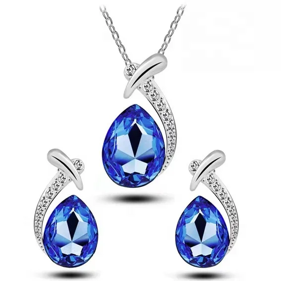 European and American New Austrian Crystal Pendant Necklace Set with Large Zircon Inlaid Necklace for Women