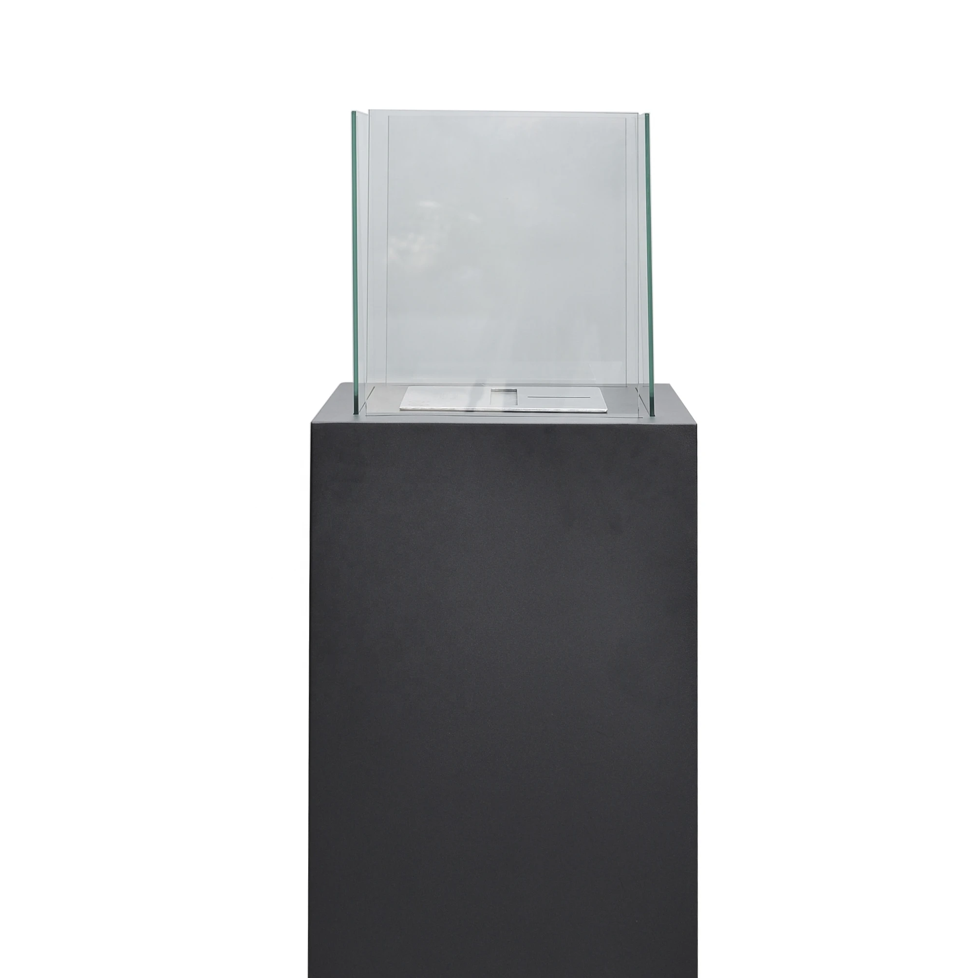 
 Стекло для наружной мебели с черным порошковым покрытием  