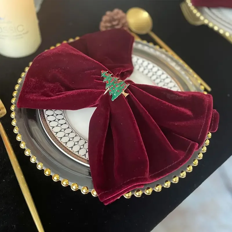 Customized color High Quality Washable Velvet napkins for wedding 40*40cm Embroidered edge flannel placemat table runner