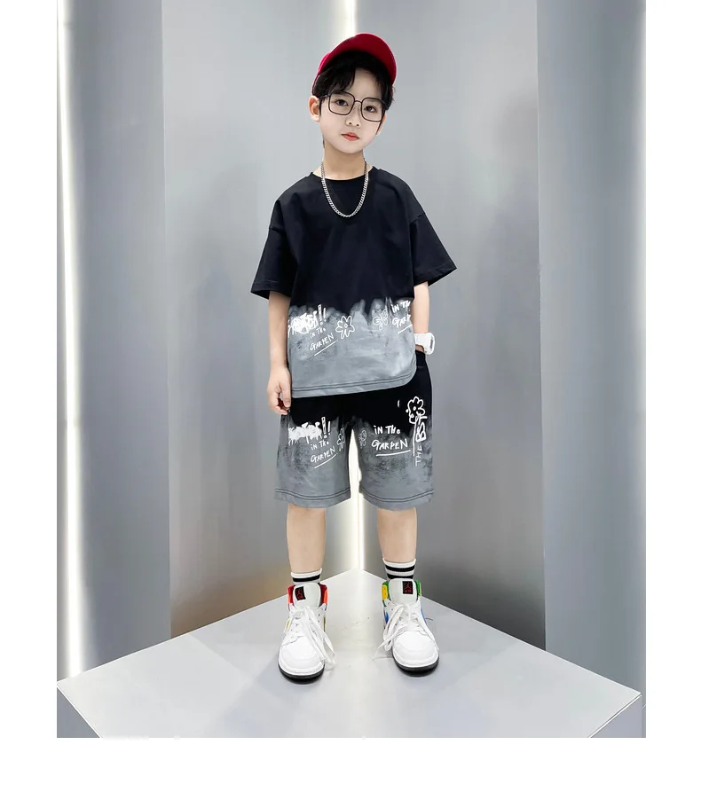 Hot Sale Factory Price Summer Boys Cartoon Pattern Clothes Set New Models Fashion T-shirt And Denim Shorts 2 Pcs