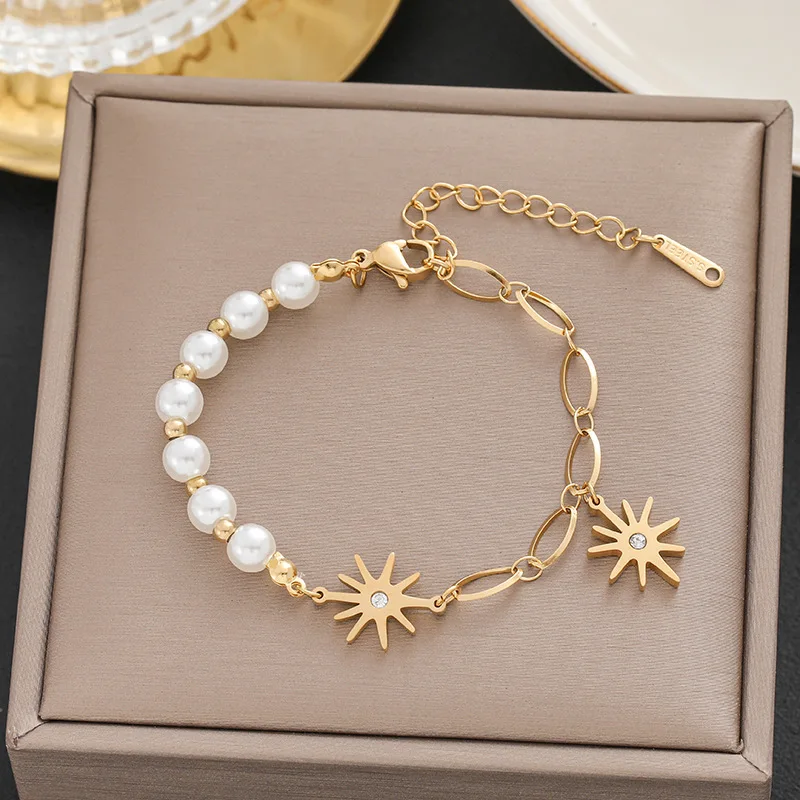 18K Gold Plated Small square butterfly Bracelet Stainless Steel Bracelet Non Fading Titanium Steel Simple Fashion Hand Jewelry