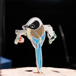 Wholesales Promotion Custom Hard Enamel Metal Lapel Pins Exquisite Glitter Anime Cartoon Lapel Pins