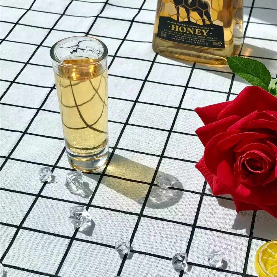 Bride & Groom Souvenir Mr and Mrs Wedding Shot Glasses for Couples