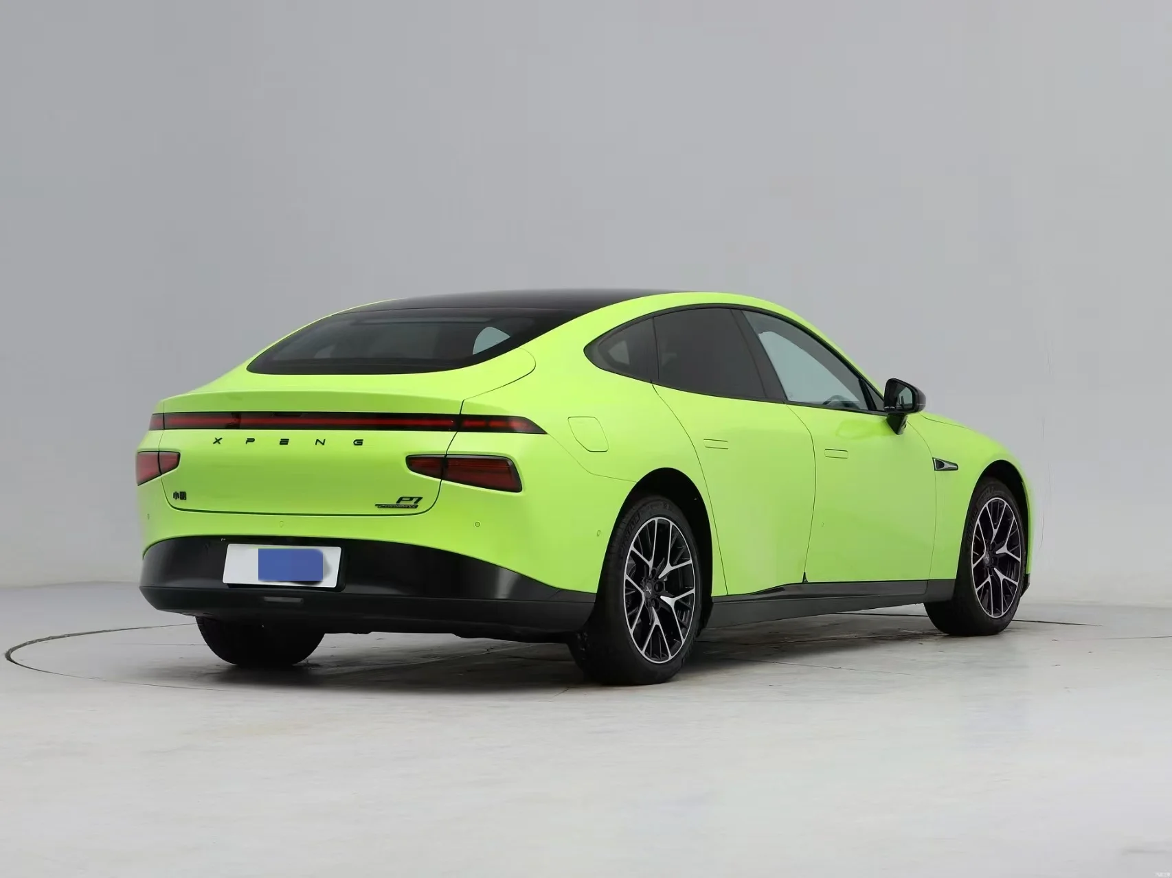 New energy resources vehicles China electric vehicles sell hot pure electric vehicles Xpeng P7i 610Pyi Performance Edition 2023