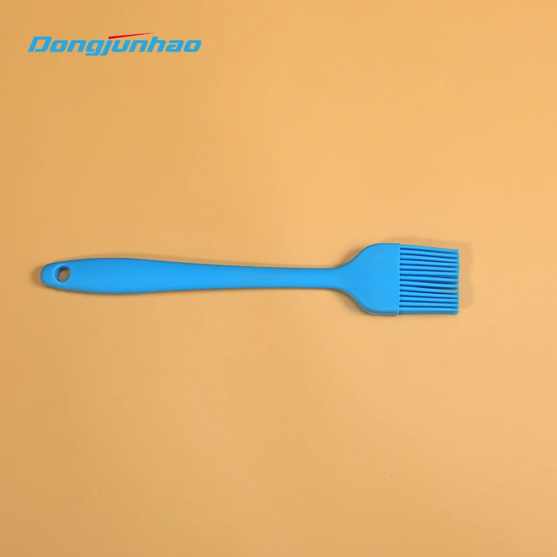 Heat resistant kitchen utensils oil brushes silicone basting brush for grilling