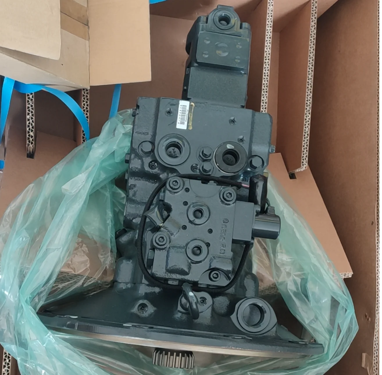 Главный насос для экскаватора PC78UU-6 Komatsu