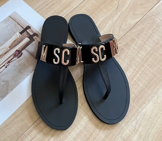 hot Wholesale Fashion Open Toe Footwear Beach Flat Leather Luxury Designer Female Sandals Summer Slides Women Sandals Flip flops