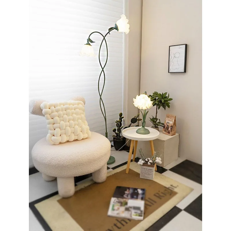 Three-Color Dimming LED Garden Flower Classic Floor Lamp Cream Wind Living Room Bedroom Sofa Table Decoration Net Red