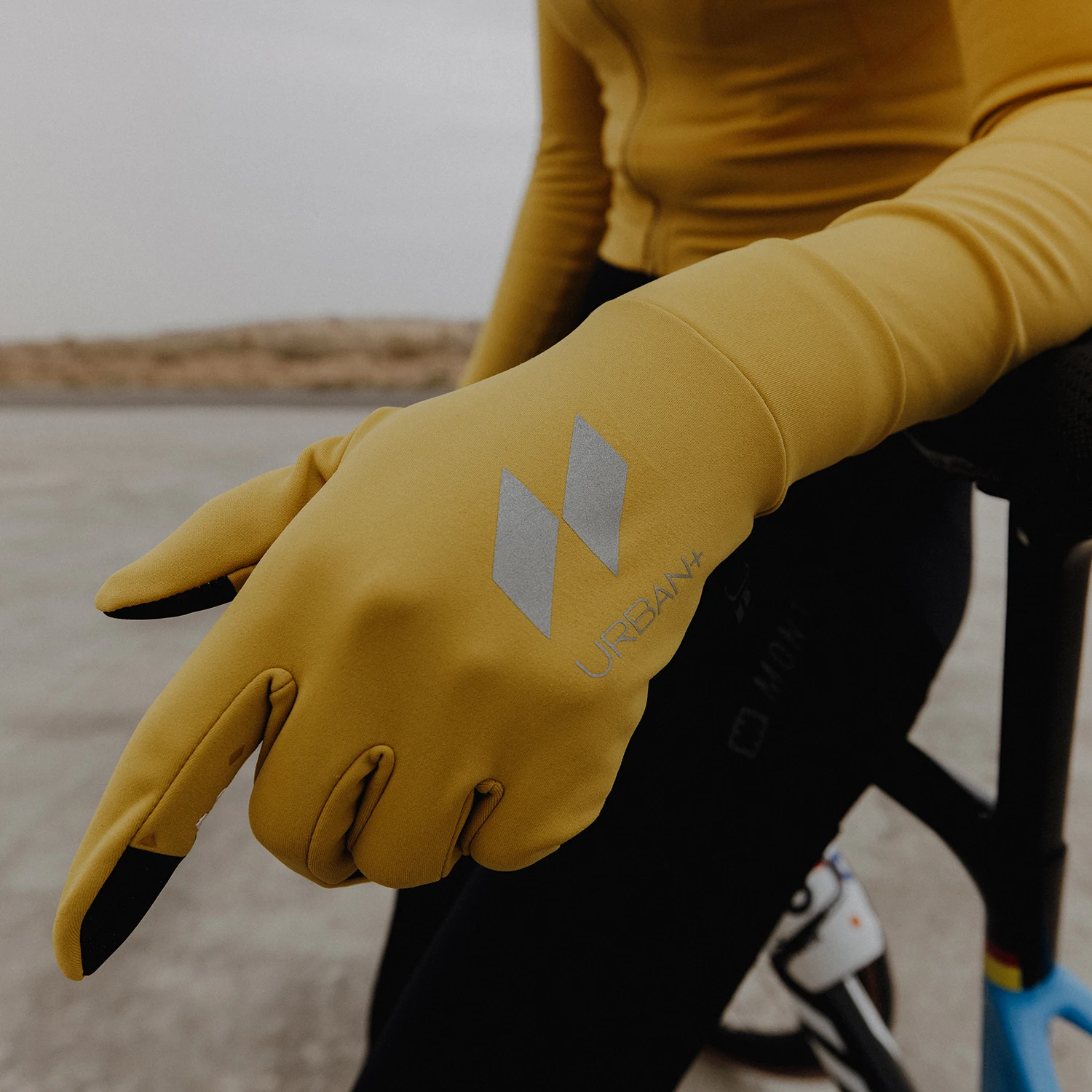Wholesale Winter Thermal Cycling Gloves Custom Bike Riding Gloves Cold Weather Non-Slip MTB Mitts