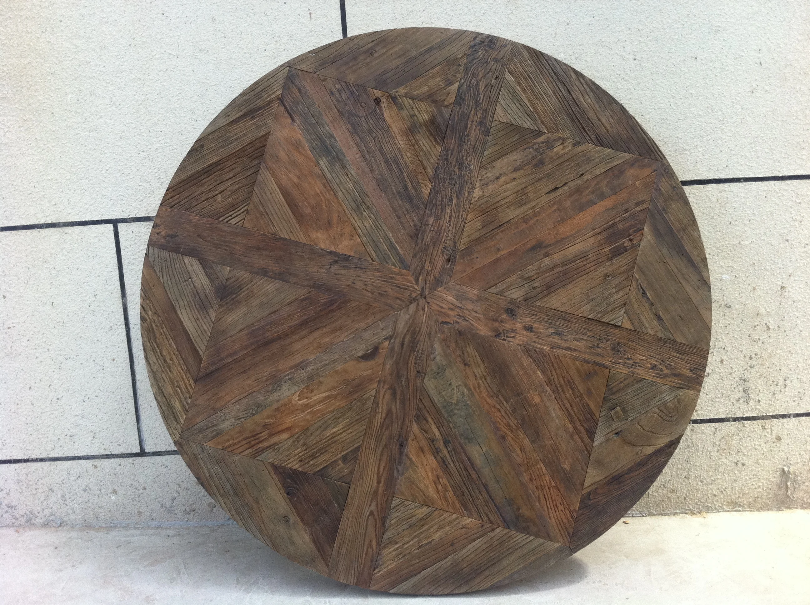 Circle veneered recycle old elm wood slab table top for  restaurant dining coffee